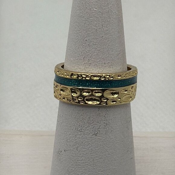 NWOT Size 9 Hammered gold alloy metal band with glittery teal inlay - Picture 1 of 5